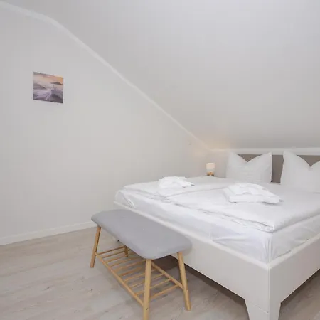 Haus Ruegensonne, App 06 - Bade- & Erlebniswelt Taeglich Inklusive Baabe